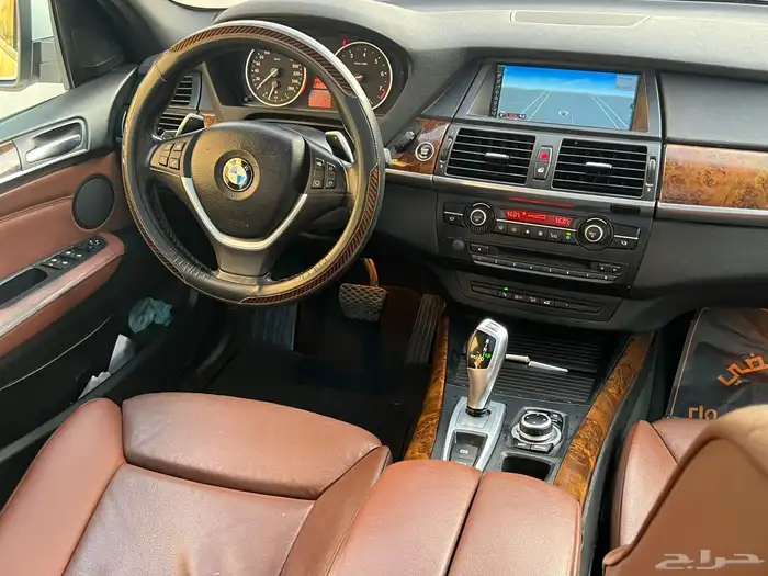 بي ام دبليو X5 2013 (بحالة ممتازة) 21