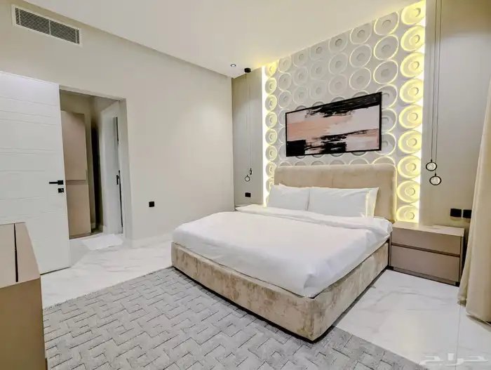 شقة فاخرة للإيجار في مجمع الماجدية   حي الملقا 5