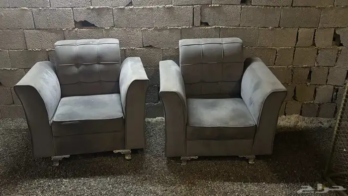 كنب ثلاثه قطع ومدخل طاوله ومرايا 1
