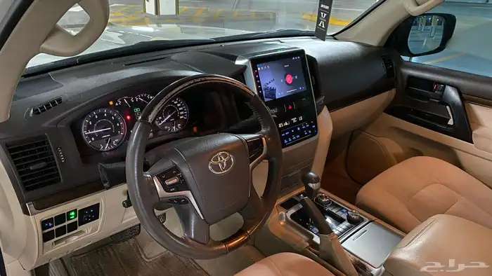 لاندكروزر GX-R 2020 بدي وكاله سعر طيب 15