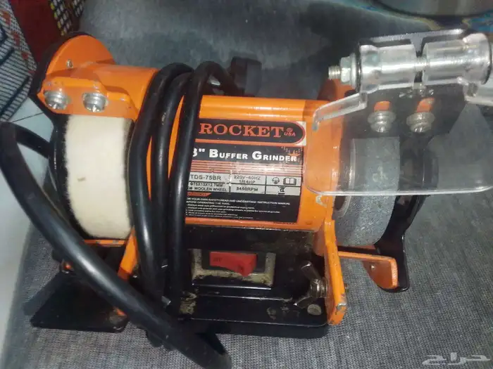 ثريه الحالة ممتاز نظيف شبه جديد وضمان تشغيل وبعض السلع معروض 0