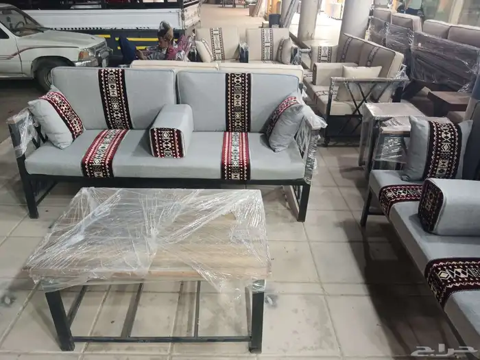 جلسات تراثية كراسي حديد كراسي خشي مساند تراثية 2