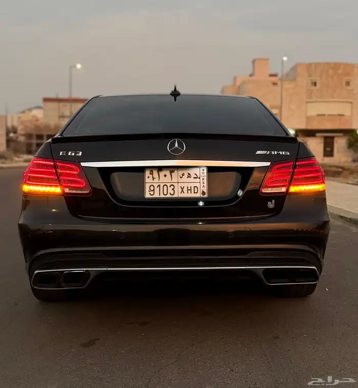 مرسيدس E200 اسود 2016 للبيع العاجل للاعلى سومة 2