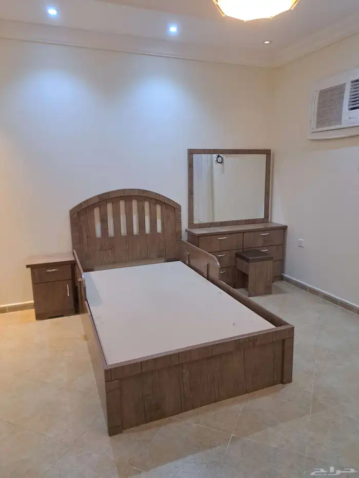 غرف نوم جديدة من المصنع 18