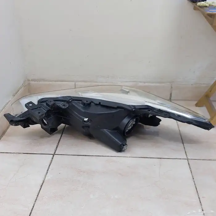 قطع غيار شمعه يارس يمين السائق تايلندي 2014-2017 14