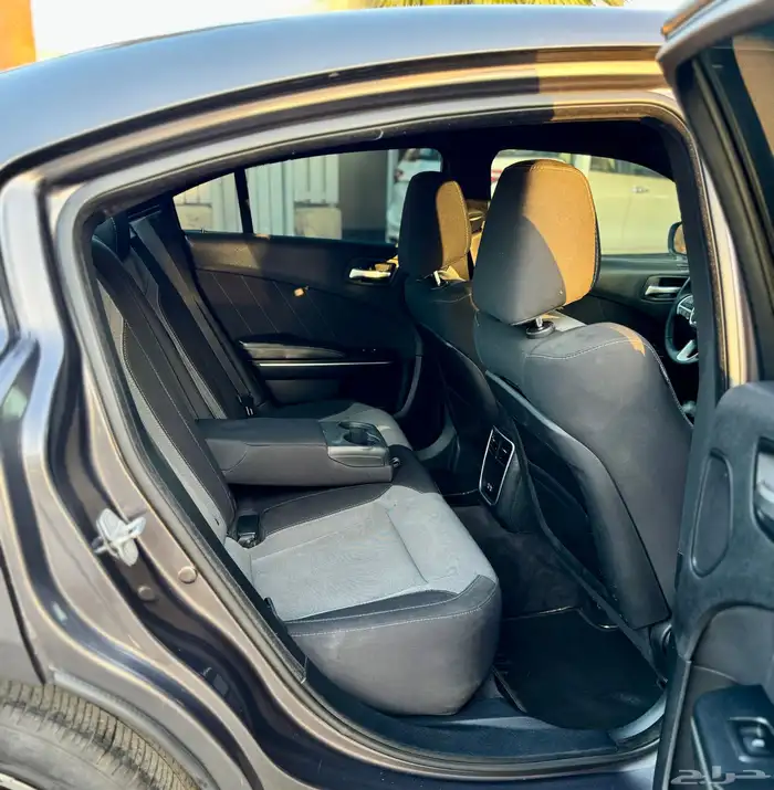 دودج تشارجر ممشى قليل 8