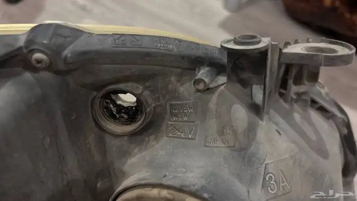 شمعة كورلا 2013 اصلي وكاله بحاله ممتاز 2