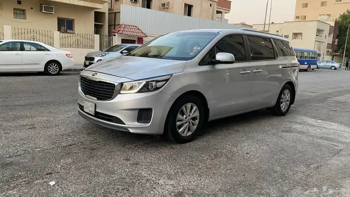 كيا كارنيفال 2018 بنزين 1