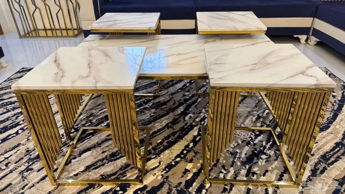طاولة كبيرة رخام مع 4 طاولات خدمة رخام و طاولة استقبال رخام 1