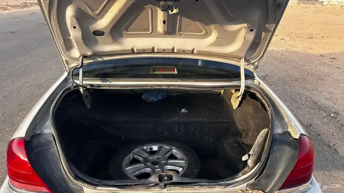 فورد فكتوريا 2009 18