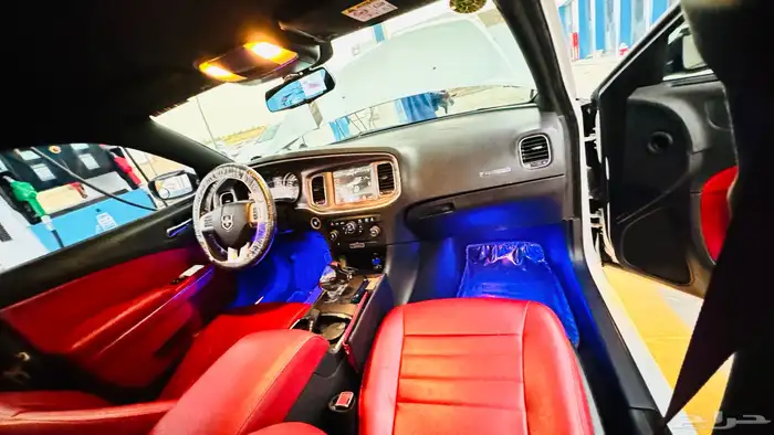 دودج تشارجر 2014   6 سلندر 17