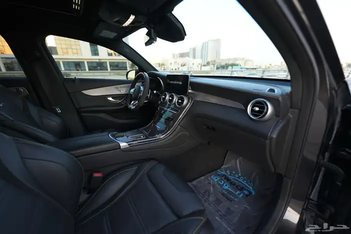 مرسيدس GLC63 S 8