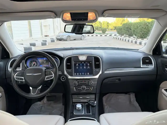 كرايزلر موديل 2021 c300 لميتد شرطط بالكامل 27