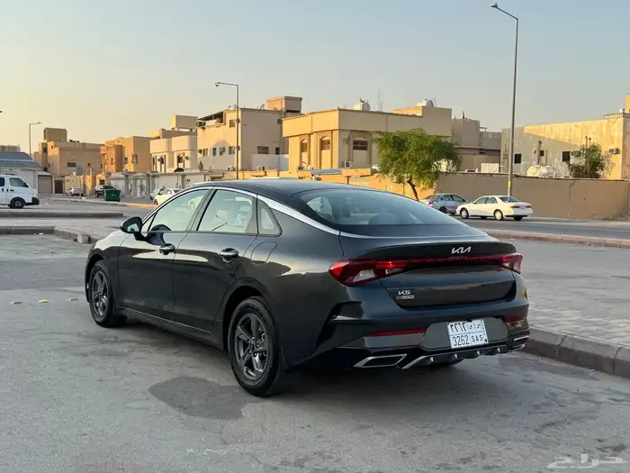 كيا k5 2023 استاندر 7