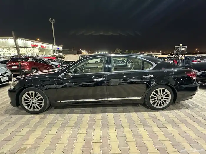 لكزس LS 460 موديل 2013 فل كامل لارج 5