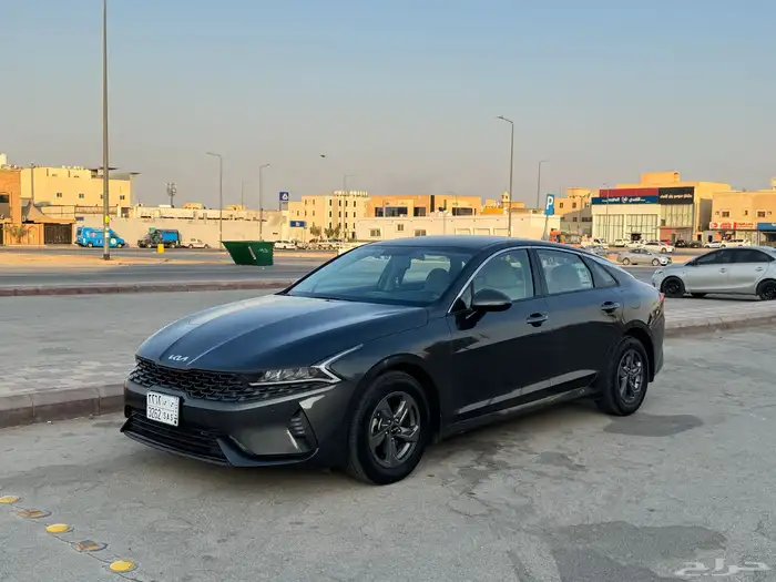 كيا k5 2023 استاندر 1