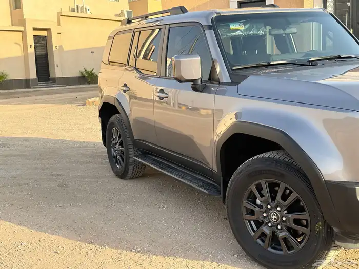 للبيع برادو Txl1 2024 0