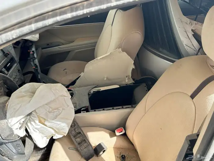 كامري 2022 للبيع تشليح فقط 10