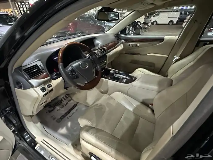 لكزس LS 460 موديل 2013 فل كامل لارج 6