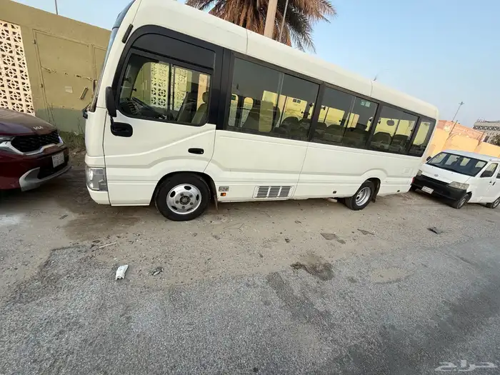 باص كوستر 2019 بنزين - عداد 225 الف كم 1