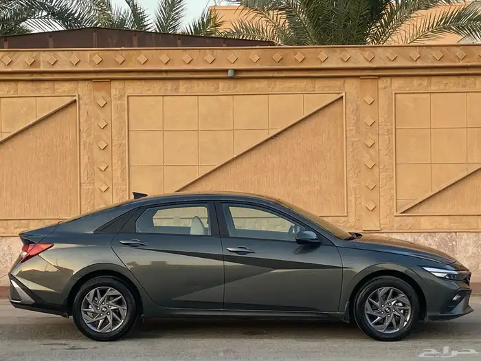 هيونداي النترا  2024  استاندر 8