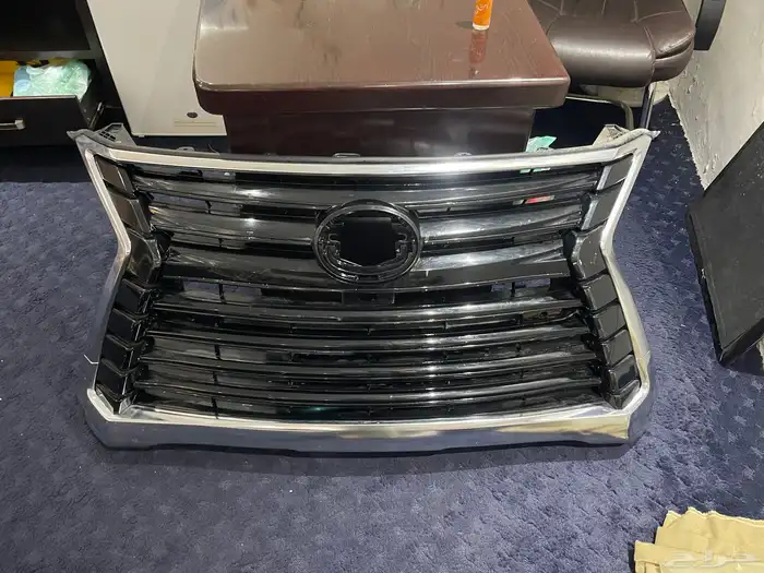 شبك جيب لكزس LX570 اصلي وكاله 0