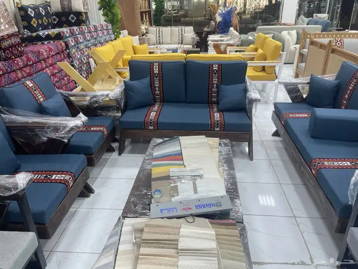 جلسات خارجية وجلسات ارضية والستائر والديكورات 1