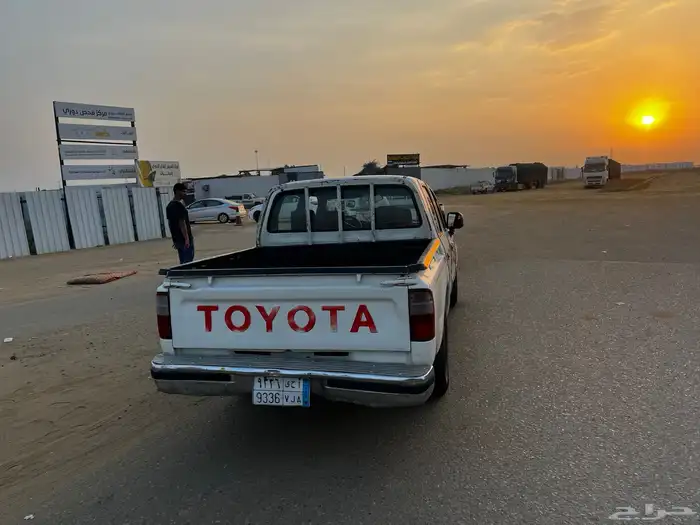 هايلوكس 12