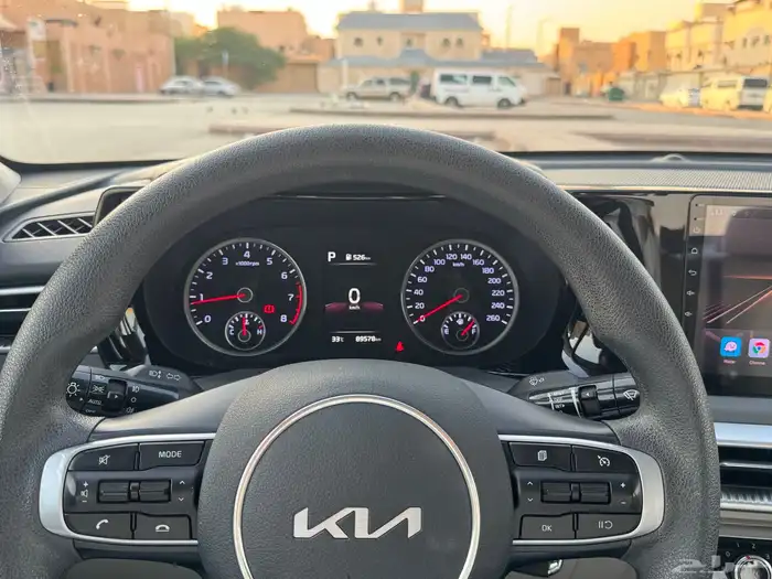كيا k5 2023 استاندر 11