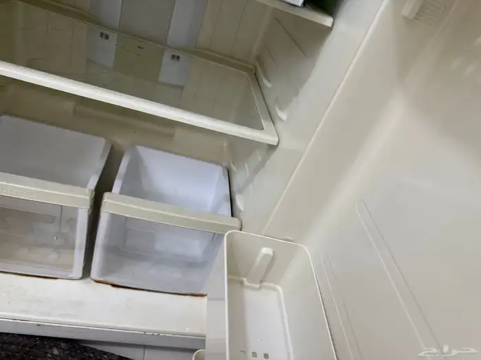 ثلاجه قبل اسبوع مافيه شي والحين تشتغل ولكن م تبرد فيه عطل 2