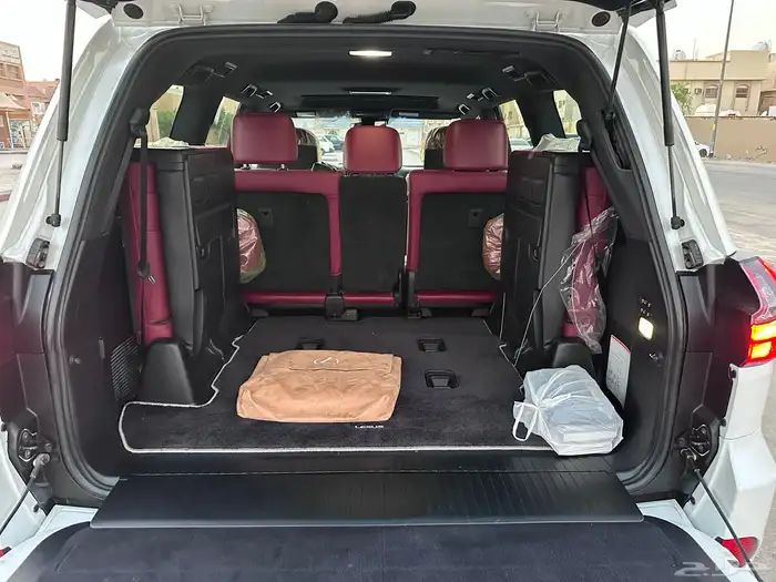 لكزس LX570 S 2018 وكالة 34