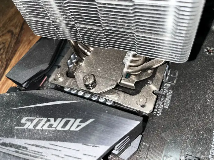 مبرد ومعالج للبيع i5-10600kf   deepcool ak400 2