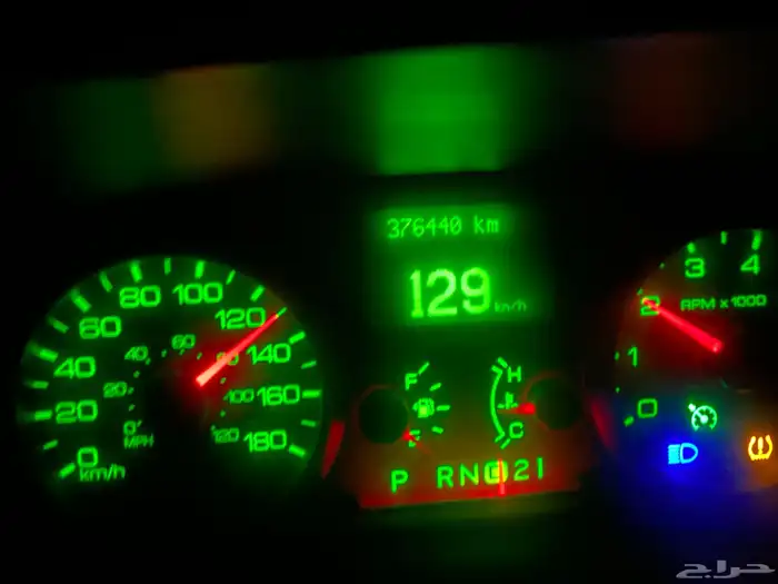 فورد فكتوريا 2010 12