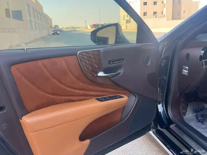 لكزس LS500 مديل 2018 7