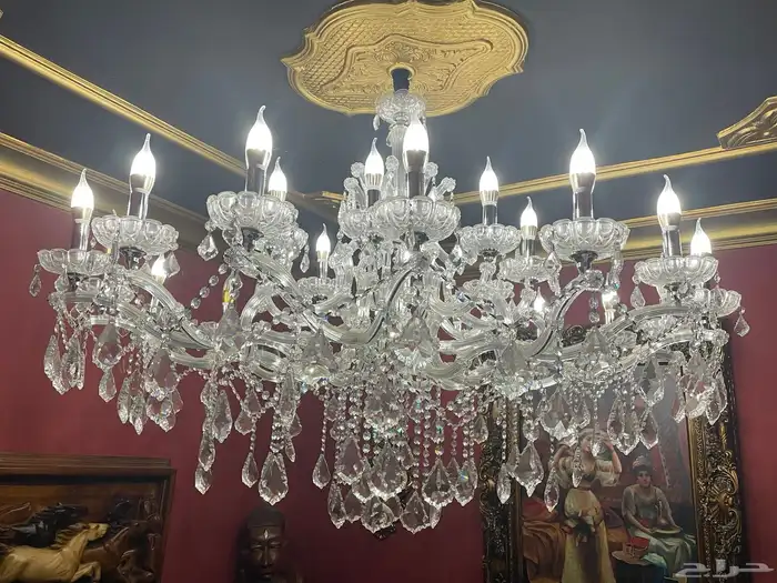 ثريا فخمة (العدد 2) 22 شمعة اللون ذهبي و فضي 6