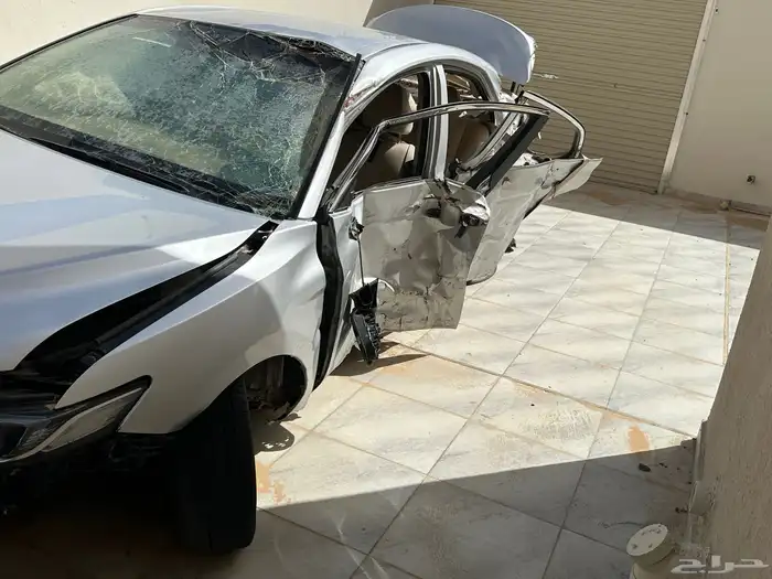 كامري 2022 للبيع تشليح فقط 8