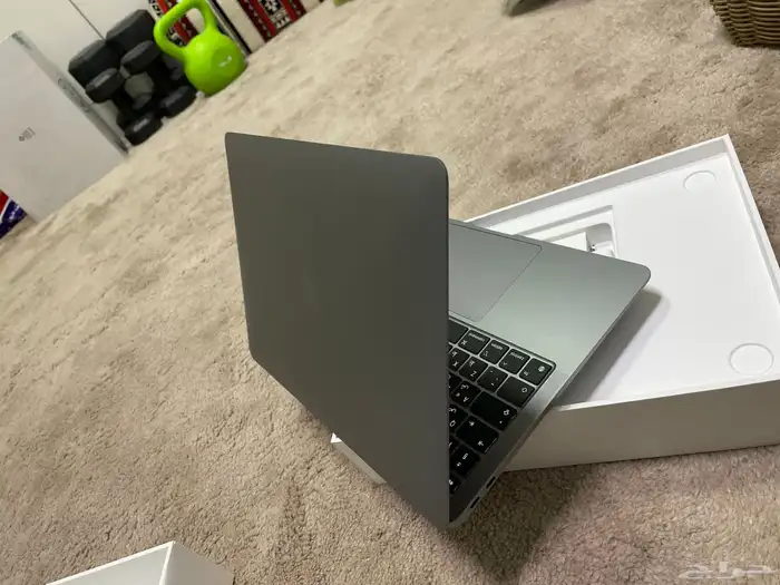 لابتوب ماك بوك اير m1 بسعر مغري 3