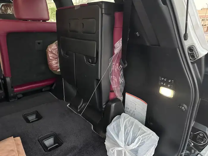 لكزس LX570 S 2018 وكالة 32