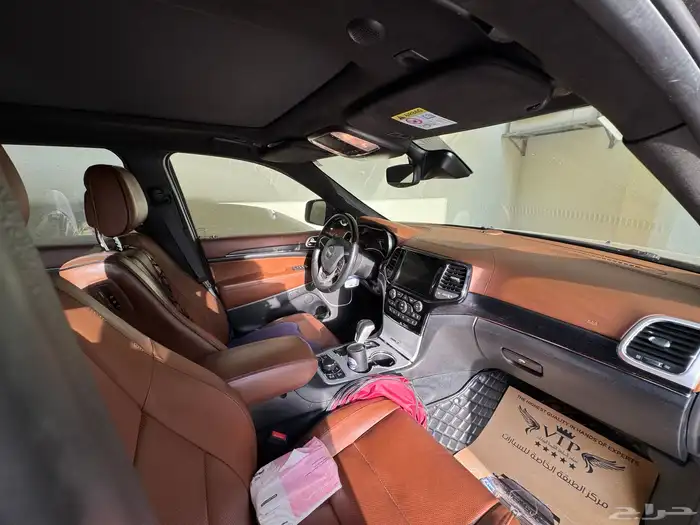 جيب - جراند شيروكي - ساميت - 2019 7