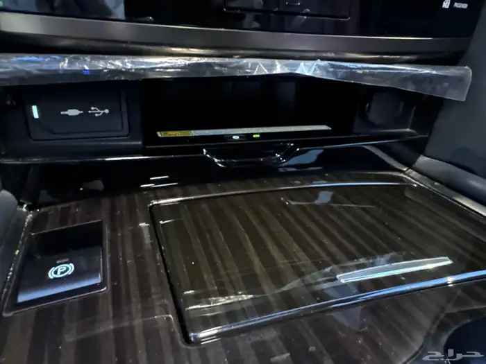 لكزس LX570 S 2018 وكالة 47