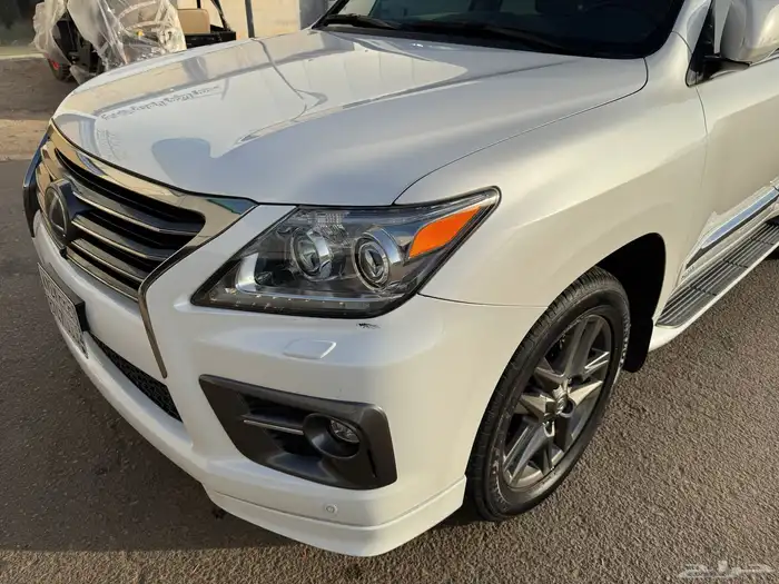 جيب لكزس LX570 فل كامل خليجي 2014 6