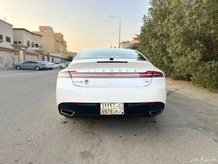 لنكون MkZ 2014 3