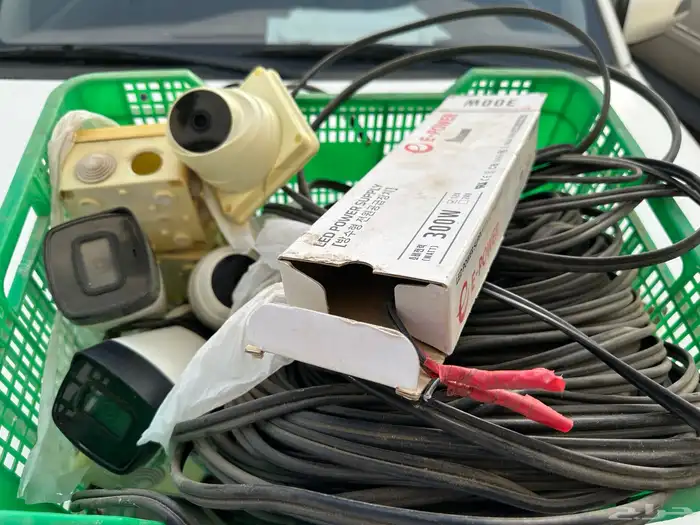 كمرات داخليه وخارجيه استخدام 6 شهور 0