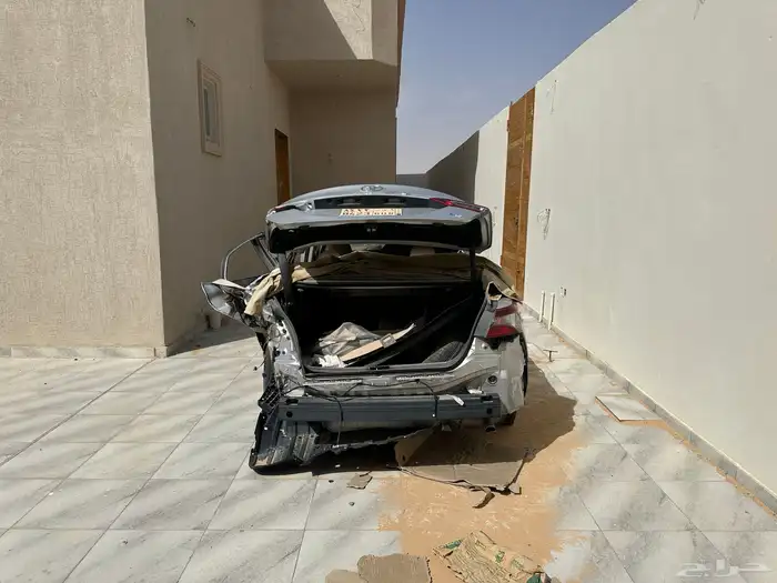 كامري 2022 للبيع تشليح فقط 1