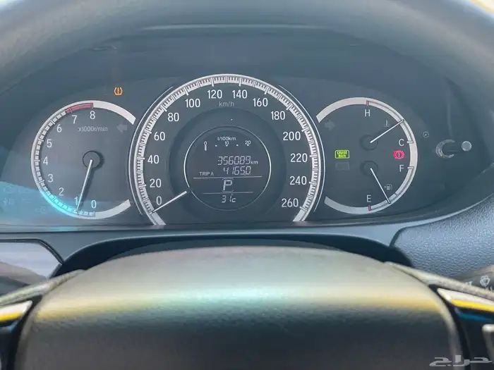 هوندا أكورد سبيشل 2017 ابيض لؤلؤي 9