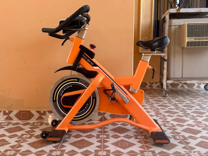 دارجة ثابتة من شركة الفالح للرياضة 1