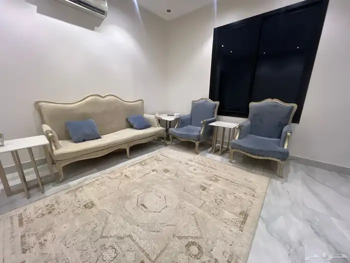 كنب كلاسيك 0
