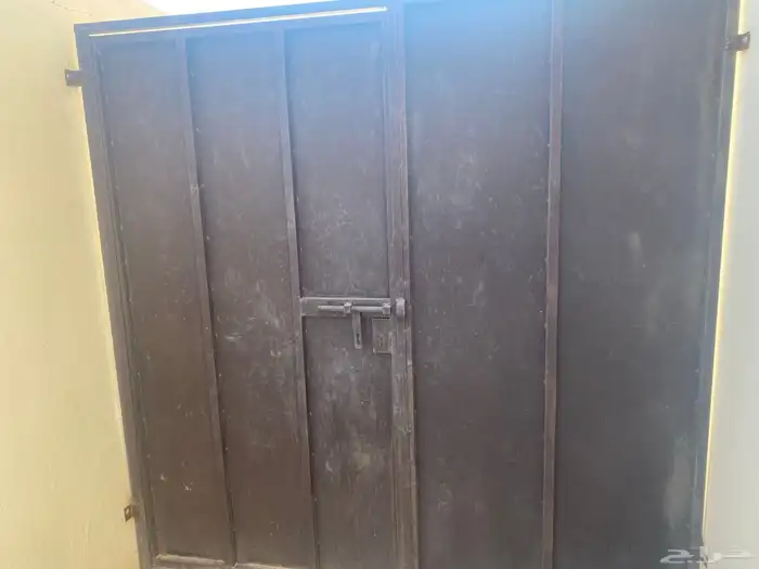 باب حديد كبير للبيع 0