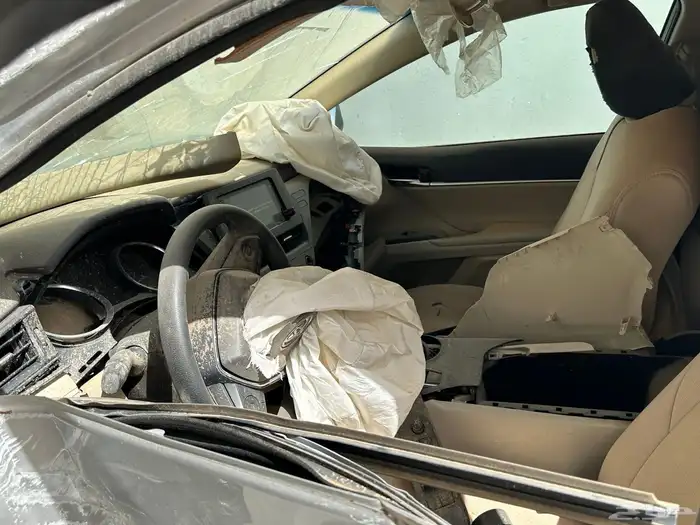 كامري 2022 للبيع تشليح فقط 9