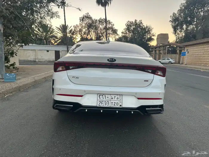 كيا K5 2021 مخزنة ماشية 11 الف فقط 5
